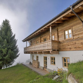 Balkóny / pavlače / lodžie